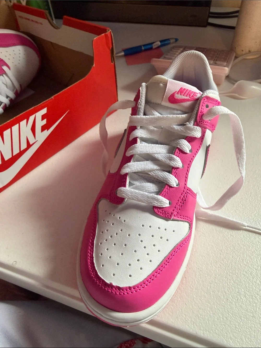 Nike Low Top Sneakers in White & Hot Pink